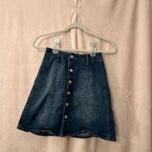 Mossimo Supply Co. Size 2 Denim button down skirt. 16-17" long